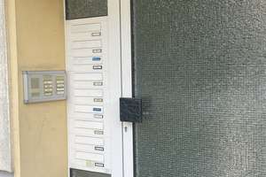 Renovierte, geräumige 4-Zimmerwohnung mit EBK im Dachgeschoss Wohnung in Tiergartensiedlung – Reiherweg 17, 99089 Ilversgehofen, Erfurt – Vorschaubild 2