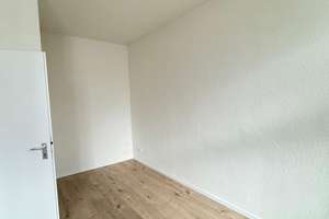 Moderne, frisch renovierte 3‑Zimmer‑Wohnung mit hochwertigem Badezimmer