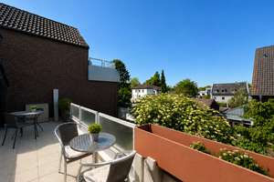 Hochwertige 2,5-Zimmer-Wohnung mit großer Dachterrasse in Köln-Junkersdorf – Am Schulberg 9, 50858 Junkersdorf, Köln – Vorschaubild 3