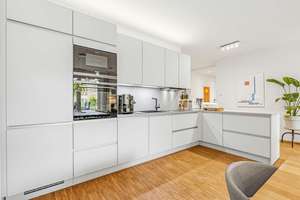 Quick commute to downtown, relaxing on the terrace in the evening—cozy apartment in Friedenau! – Die vollständige Adresse der Immobilie erhältst du vom Anbieter., 12159 Friedenau, Berlin – Vorschaubild 3