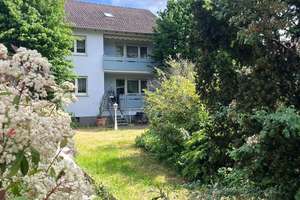 3 - Zimmer - Wohnung plus Dachspeicher mit viel Gestaltungs- und Ausbaupotential
