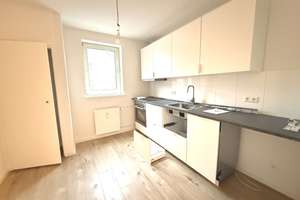 Sanierte 2-Zi-Whg mit neuer EBK & Balkon & Tageslichtbad | WG geeignet – Illerweg 10, 30519 Döhren, Hannover – Vorschaubild 3