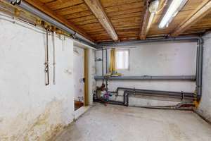 ~~ WOHNHAUS IN RUHIGER LAGE MIT GARTEN, CARPORT UND AUSBAURESERVE ~~ – Die vollständige Adresse der Immobilie erhältst du vom Anbieter., 76857 Waldhambach – Vorschaubild 9