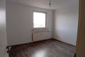 Großzügige 3-Zimmer-Wohnung im 10. OG mit Traum-Aussicht, Fahrstuhl, 2 Balkonen & HWR! – Miesheimer Weg 4, 52351 Wörthsiedlung, Düren – Vorschaubild 23