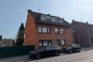 Gepflegtes Dreifamilienhaus in guter Lage von MG-Neuwerk – Die vollständige Adresse der Immobilie erhältst du vom Anbieter., 41066 Neuwerk-Mitte, Mönchengladbach – Vorschaubild 2