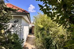 Attraktiver Bungalow in ruhiger Lage von Magdeburg | 108 m² | Garage | provisionsfrei – Die vollständige Adresse der Immobilie erhältst du vom Anbieter., 39118 Reform, Magdeburg – Vorschaubild 1