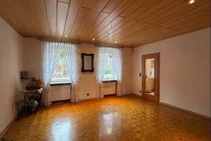 Neue Eigentümer gesucht! Gepflegtes Einfamilienhaus in zentraler Lage  – Neunkirchen (Kreis) – Vorschaubild 3
