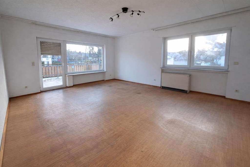 Immobilie in Reichelsheim (Odenwald) - klassisches Einfamilienhaus, ruhig und zentral gelegen - Bild 1