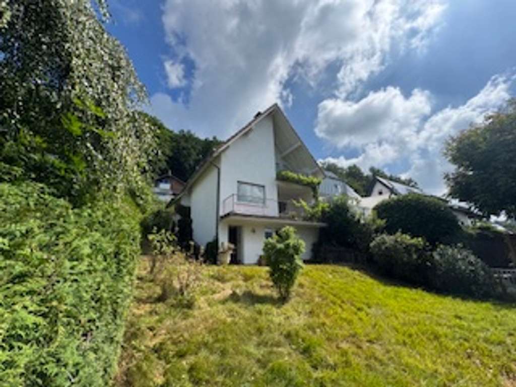 Immobilie in Engelskirchen - Engelskirchen, solide DHH in sonniger, sehr guter Aussichtslage und hohem Wohnwert - Bild 1