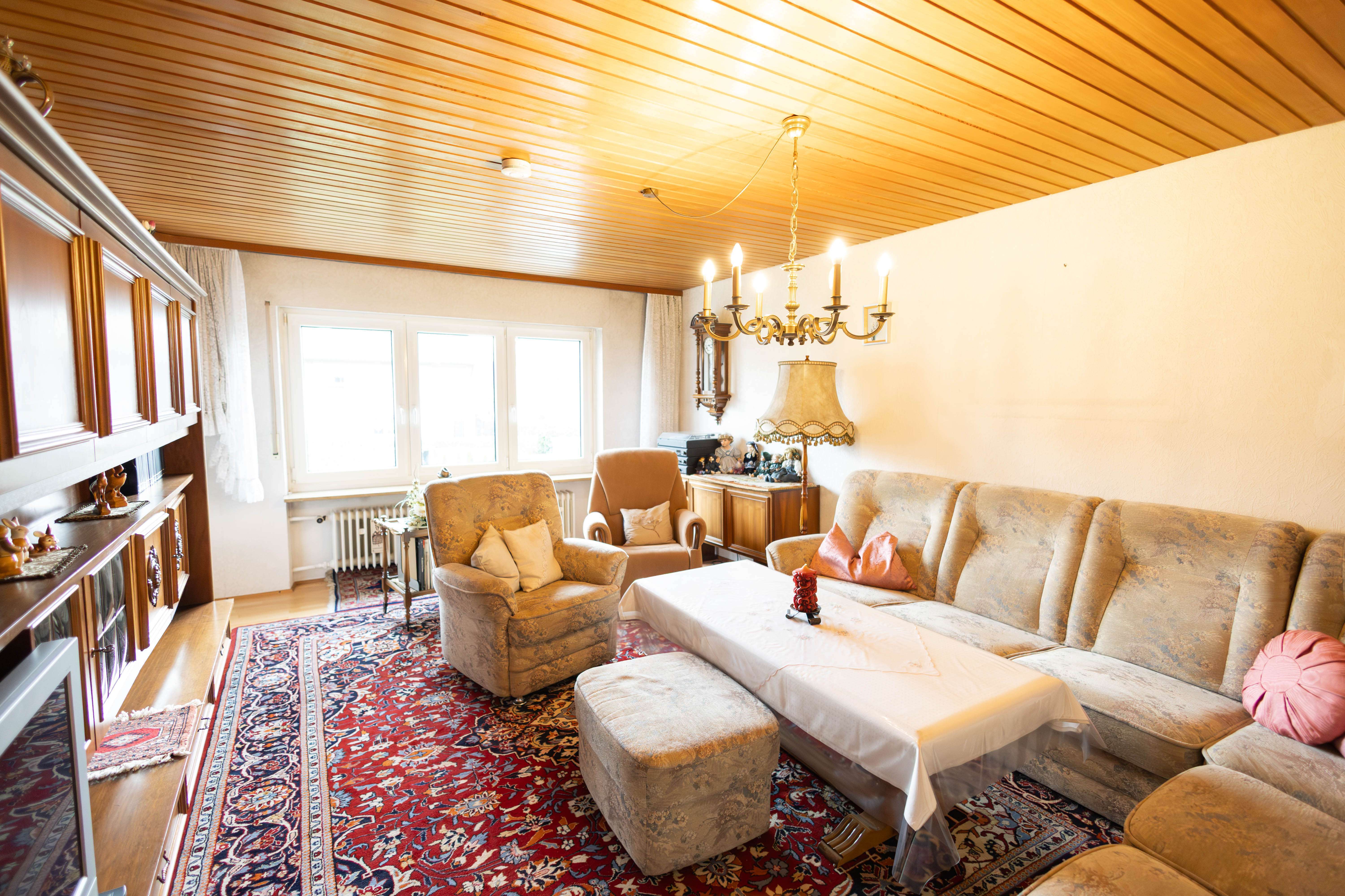 Immobilie in Veitsbronn - Zweifamilienhaus I Großer Garten I Herausragende Lage - Bild 2