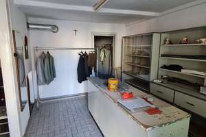 ... Wohn-Geschäftshaus am Marktplatz von Tüßling - sanierungsbedürftig ... – Marktplatz 14, 84577 Tüßling – Vorschaubild 3