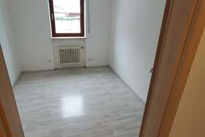 Zuhause mit 3 Zimmern, Terrasse und kleinem Garten  in Ingolstadt – Hans-Denck-Straße 38a, 85051 Süd, Ingolstadt – Vorschaubild 6
