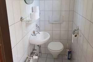 Charming, fine house in Wiesbaden, an ideal new home for 1-2 people. – Die vollständige Adresse der Immobilie erhältst du vom Anbieter., 65199 Biebrich, Wiesbaden – Vorschaubild 15