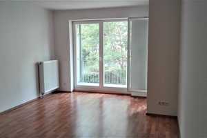 RESERVIERT ***LICHTDURCHFLUTETE 3-RWG**Tageslichtbad mit Wanne, Balkon & Loggia - WE 01*** – Luckaer Straße 10, 4299 Leipzig – Vorschaubild 1