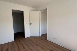 Großzügige Wohnung in Aachen-Laurensberg – Ab sofort – An der Schurzelter Brücke 5, 52074 Laurensberg (Statistischer Bezirk), Aachen – Vorschaubild 6