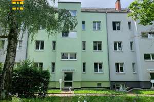 Tageslichtbad und Wohlfühlbalkon in CITY-Nähe gesucht? – Richard-Wagner-Straße 60, 9119 Kappel, Chemnitz – Vorschaubild 1