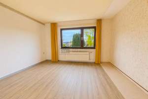 Reihenendhaus mit zwei Wohneinheiten, Wintergarten, Kamin und Sauna – Die vollständige Adresse der Immobilie erhältst du vom Anbieter., 50767 Heimersdorf, Köln – Vorschaubild 4