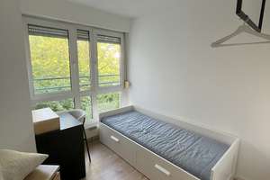 Freies WG-Zimmer in 3er-WG – einziehen & wohlfühlen | Robur & Fides Immobilien – Fürkhofstr. 19, 81927 Oberföhring, München – Vorschaubild 1