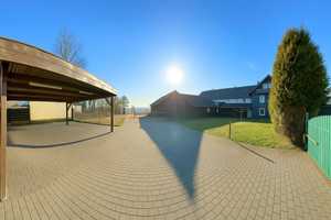 Traum-Gelegenheit! Modernisierter Pferdehof mit über 8.000 qm- Koppeln, Bürofläche & vielen Optionen – Rheinisch-Bergischer Kreis – Vorschaubild 1