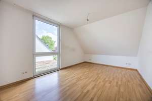Familienfreundliche Doppelhaushälfte mit Garten und Garage! – Die vollständige Adresse der Immobilie erhältst du vom Anbieter., 40472 Lichtenbroich, Düsseldorf – Vorschaubild 8
