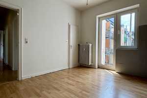 Charmante 3-Zimmer-Wohnung mit Balkon & Einbauküche im Herzen von Düsseldorf-Golzheim – Düsseldorf – Vorschaubild 12