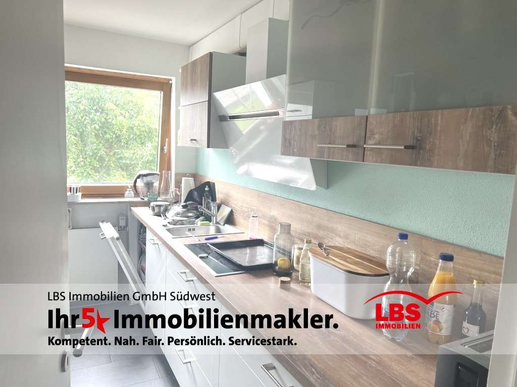 Immobilie in Altbach - Altbacher Wohnung mit Balkon und Tageslichtbad

 - Bild 0