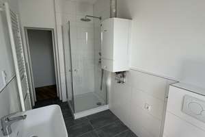 Mülheim: Sanierte Zweizimmerwohnung im denkmalschützten Altbau! – Bergisch Gladbacher Str. 99, 51065 Mülheim (Ortsteil), Köln – Vorschaubild 3