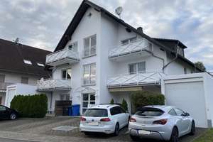 Gepflegte 2-Zimmer-Wohnung mit 2 Balkonen, Blick ins Grüne & großer Garage in Flörsheim-Weilbach – Die vollständige Adresse der Immobilie erhältst du vom Anbieter., 65439 Flörsheim am Main – Vorschaubild 2