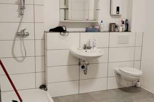WG-Zimmer in gepflegter 2-Zimmer-Wohnung – ab sofort frei – Krayer Straße 23, 44866 Leithe, Bochum – Vorschaubild 2