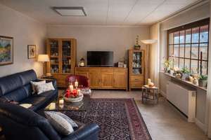 Wohnen auf einer Ebene: Stilvoller Bungalow mit Traumgarten & überdachter Terrasse in Niederzier – Die vollständige Adresse der Immobilie erhältst du vom Anbieter., 52382 Niederzier – Vorschaubild 8