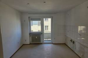 Renovierte 3-ZW   in der vorderen Zellerau mit Balkon! – Wörthstr. 3a, 97082 Zellerau, Würzburg – Vorschaubild 3