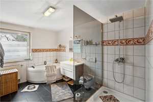 Zweifamilienhaus mit viel Potenzial in Thalfingen – Neu-Ulm (Kreis) – Vorschaubild 22