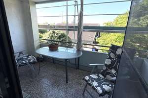 Großzügige 3,5 Zimmerwohnung mit Einbauküche und Balkon