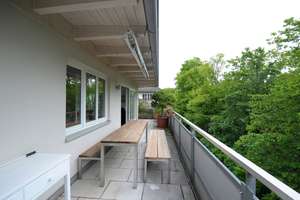 Traumhaft sonnige, ruhige, elegante 4 Raum DG Wohnung mit umlaufender Terrasse! – Nibelungenstraße 55d, 80639 Nymphenburg, München – Vorschaubild 39