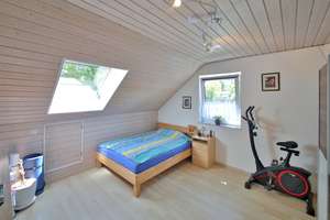 Großzügiges Einfamilienhaus mit vermieteter Maisonette-Einliegerwohnung in Karlsruhe-Grötzingen – Die vollständige Adresse der Immobilie erhältst du vom Anbieter., 76229 Grötzingen, Karlsruhe – Vorschaubild 12