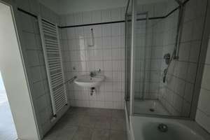 Neu renovierte 3-Raum-Wohnung mit Stellplatz – Henriettenstraße 78, 9112 Kaßberg, Chemnitz – Vorschaubild 6