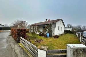 Komfortables Zuhause mit Terrasse und Garten

 – Die vollständige Adresse der Immobilie erhältst du vom Anbieter., 94533 Buchhofen – Vorschaubild 2