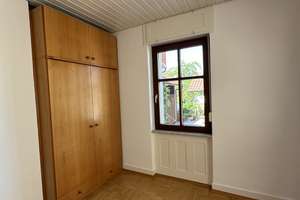 3-Zimmer-Altbauwohnung mit großem Garten & eigener Terrasse – ideal für Gartenliebhaber – Die vollständige Adresse der Immobilie erhältst du vom Anbieter., 76571 Gaggenau – Vorschaubild 3