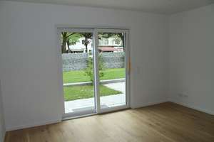 Schöne 2 Zimmer Erdgeschosswohnung mit Gartenanteil in München-Großhadern – Würmtalstraße 50, 81375 Neuhadern, München – Vorschaubild 2