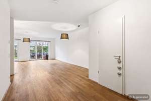 Exklusives Familien-Townhouse in begehrter Lage – Die vollständige Adresse der Immobilie erhältst du vom Anbieter., 40549 Heerdt, Düsseldorf – Vorschaubild 5