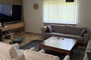Von Privat zu vermieten:  1-2 Fam.-Villa (9-Zi. + ELW) auf Eckgrundstück in MKK, Schöneck-Büdesheim – Die vollständige Adresse der Immobilie erhältst du vom Anbieter., 61137 Schöneck – Vorschaubild 13