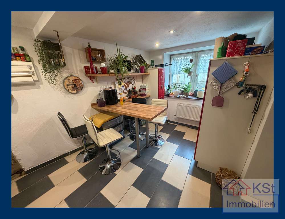 Immobilie in Lützen - Kernsanierte Idylle in Lösau: Ihr gepflegtes Eigenheim mit Garten, Teich & Garage – Mietfrei wohnen! - Bild 0