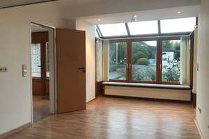 Wohnen am Waldrand - Exklusives Einfamilienhaus mit Einliegerwohnung in Bestlage von Bielefeld-Brake – Die vollständige Adresse der Immobilie erhältst du vom Anbieter., 33729 Heepen, Bielefeld – Vorschaubild 25