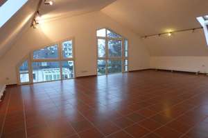 Großzügig geschnittene Dachgeschosswohnung in grüner Lage!! ***Wannenbad*** – Die vollständige Adresse der Immobilie erhältst du vom Anbieter., 13053 Alt-Hohenschönhausen, Berlin – Vorschaubild 4