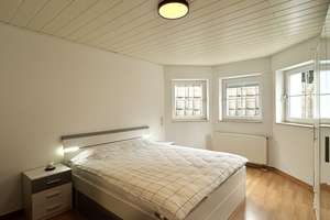 Attraktive Doppelhaushälfte mit Einliegerwohnung - naturnah wohnen, Bad Neuenahr - Ortsteil – Die vollständige Adresse der Immobilie erhältst du vom Anbieter., 53474 Bad Neuenahr-Ahrweiler – Vorschaubild 22