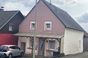 Achtung !! neuer Preis Gepflegtes Einfamilienhaus in ruhiger Seitenstraße – Kusel (Kreis) – Vorschaubild 1