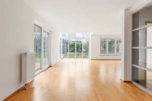 Exklusives Townhouse in sehr guter Lage! Vollklimatisiert und neue EBK - Nähe der ISD – Die vollständige Adresse der Immobilie erhältst du vom Anbieter., 40474 Lohausen, Düsseldorf – Vorschaubild 3