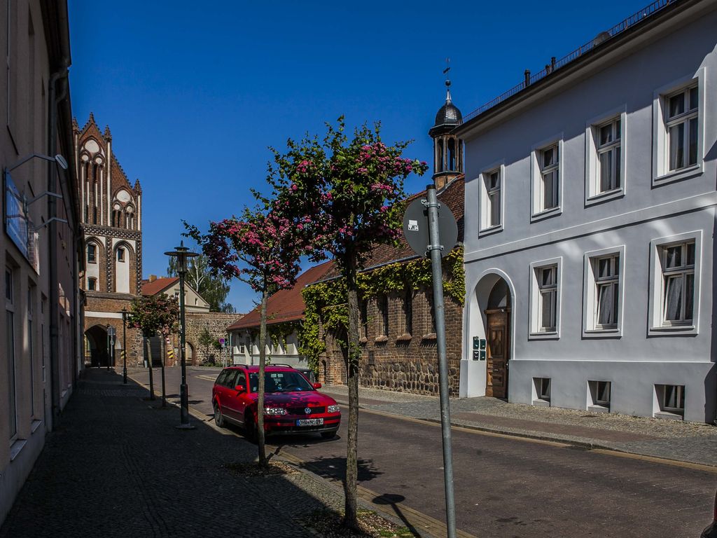 LEHNITZSEE-IMMOBILIEN: Mehrfamilienhaus in bester Lage von ...