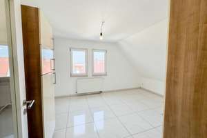 Helle und großzügige 3,5-Zimmer Maisonettewohnung mit EBK und Balkon! – 70327 Untertürkheim (Ortsteil), Stuttgart – Vorschaubild 17