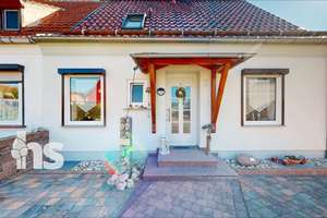 PROVISIONSFREI: Doppelhaushälfte in Röblingen mit großem Grundstück – Friedrich-Engels-Str. 2, 6317 Röblingen am See – Vorschaubild 2